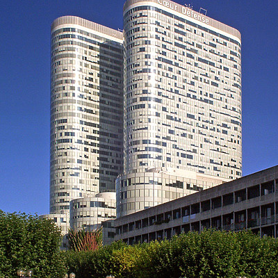 Coeur Défense by Pavel Toczynski