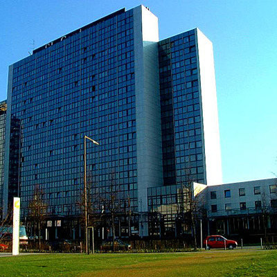 Si-Intercontinental by Oliver Klaus Graf