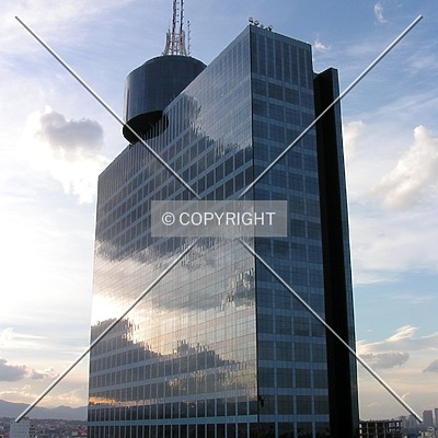 Torre WTC by Luis Ibáñez