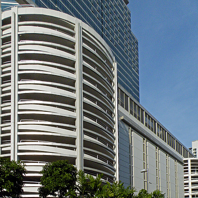 Chamchuri Office Tower by Horst Kiechle