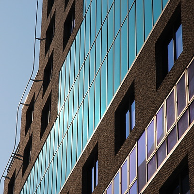 DnB hus A by Kjetil Balog