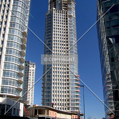 Mulieris torre Sur by Maximiliano Buono