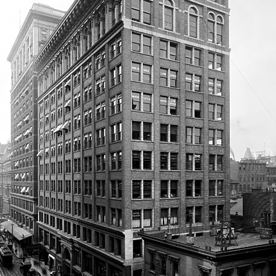 Mercantile Library Building by Library of Congress, Prints and Photographs Division, Detroit Publishing Company