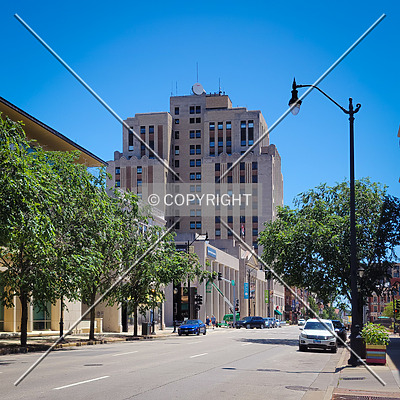 Illinois Building by Ryan Hildebrand