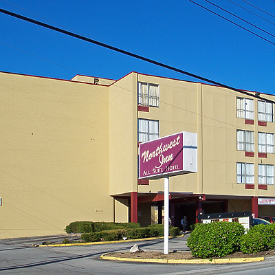 Northwest Airport Inn East Building by Ryan Hildebrand