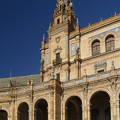 Palacio de España by Cesar Serrano
