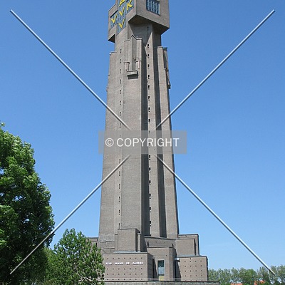 IJzertoren by Emmanuel D.