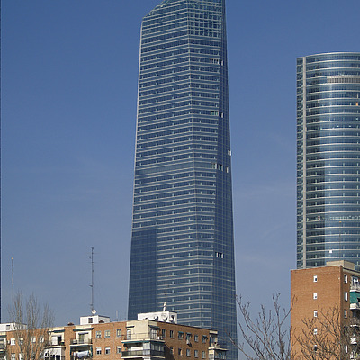 Torre de Cristal by Cesar Serrano