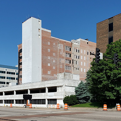 Chase Bank Building by Ryan Hildebrand