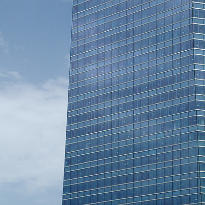 Torre de Cristal by John Bek