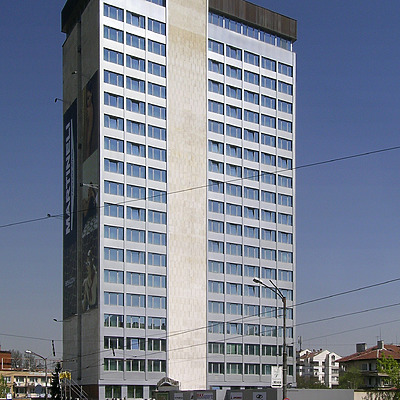 Hemus Hotel by Kaloian