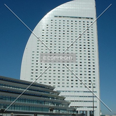 Yokohama Grand InterContinental Hotel by Andrew Stewart
