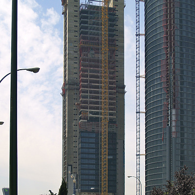 Torre Caja Madrid by Cesar Serrano