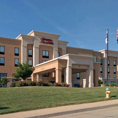 Hampton Inn and Suites Saint Louis / South I-55 by Ryan Hildebrand