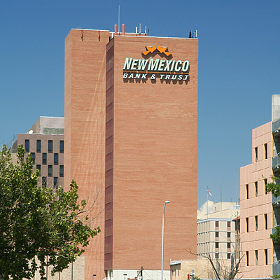 Gold Building by Pavel Toczynski