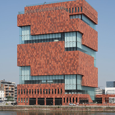Museum aan de Stroom by Michiel van Dijk