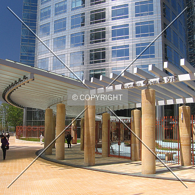 Torre Repsol YPF by Maximiliano Buono