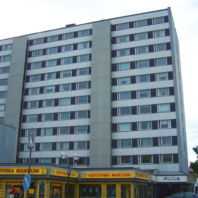 Rautatienpuistokatu 2 by Huopa
