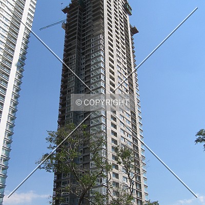 Torre del Parque by Maximiliano Buono