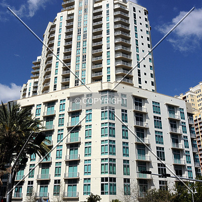 Metropolis One at Dadeland by Jorge Molina