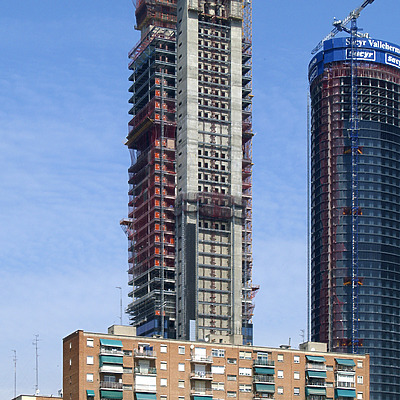 Torre Caja Madrid by Cesar Serrano