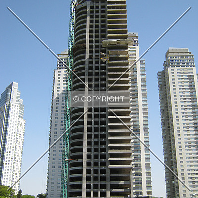 Torre Renoir 2 by Maximiliano Buono