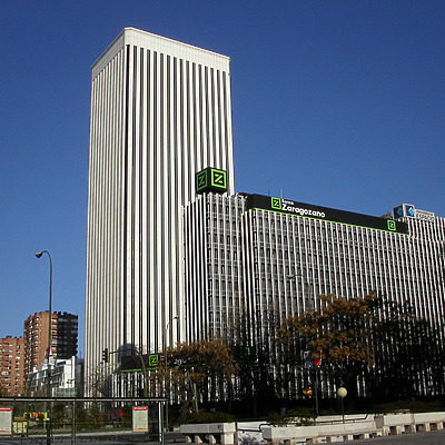 Torre Picasso by Cesar Serrano