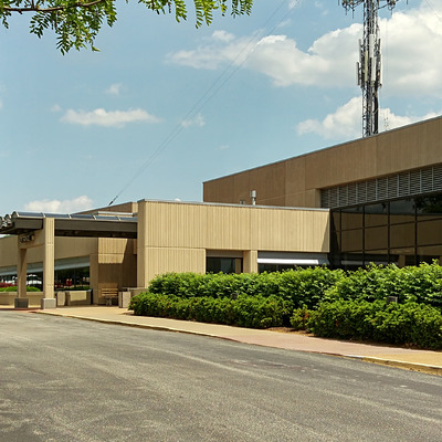 Des Peres Hospital by Ryan Hildebrand