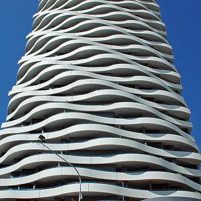 The Wave by John Bek