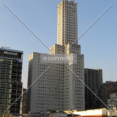 Edificio Alas by Maximiliano Buono
