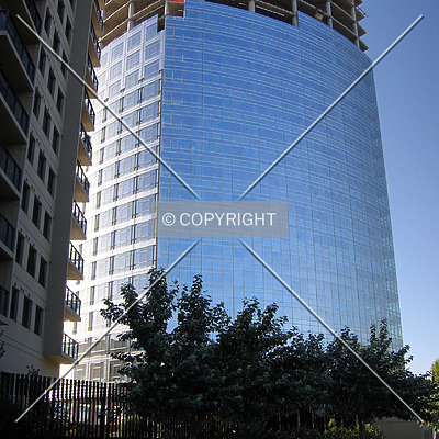 Torre Repsol YPF by Maximiliano Buono