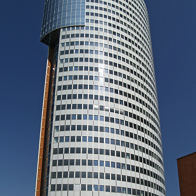Florido Tower by Cesar Serrano