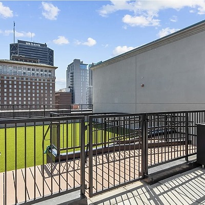 The Merchandise Mart Apartments by Oliver Properties