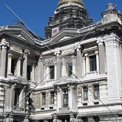 Palais de Justice / Justitiepaleis by Emmanuel D.