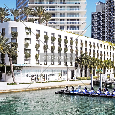 ICON at South Beach by Jorge Molina