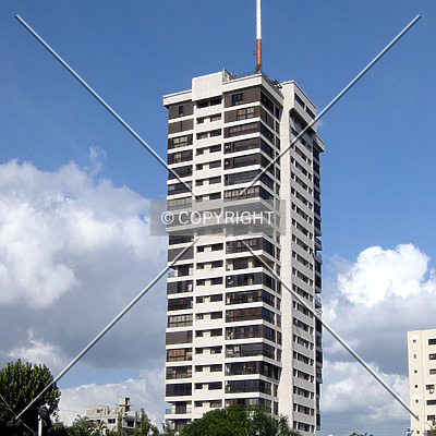 Torre del Sol by Jorge Molina