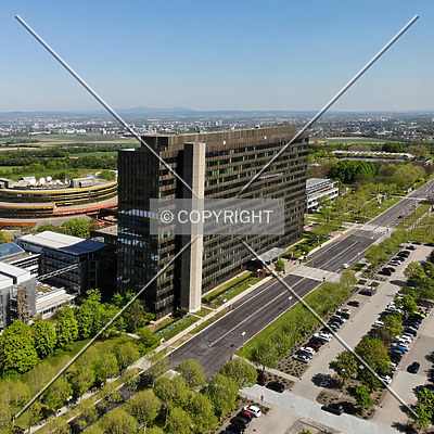ZDF Hochhaus by Nephilim