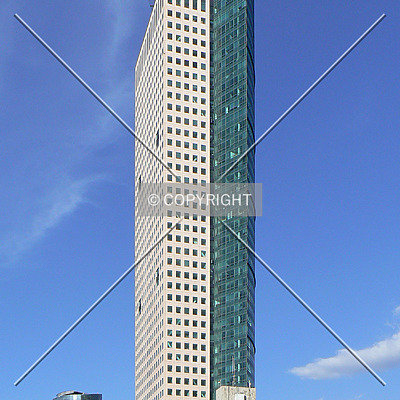 Torre Mayor by Luis Ibáñez