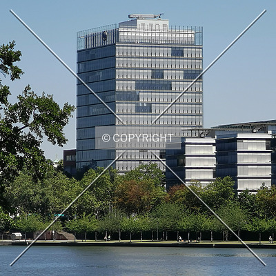 Allianz-Kai by Nephilim