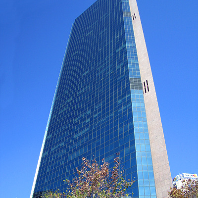 Gateway Plaza by Wilson Ling