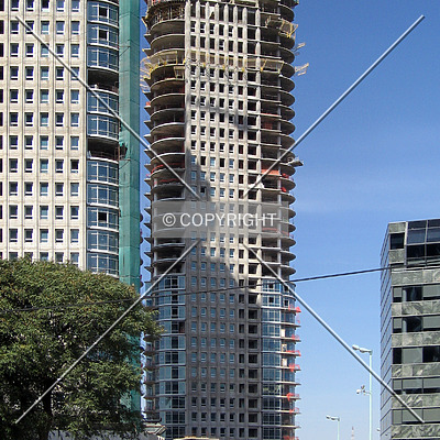 Mulieris torre Sur by Maximiliano Buono