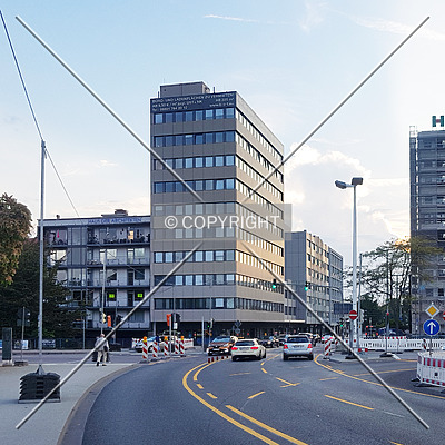 Bauwerk-Office-Tower by Nephilim