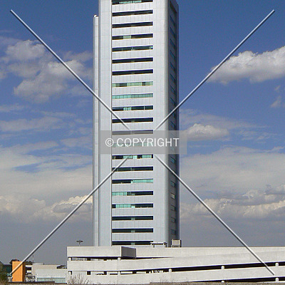Torre JV I by Luis Ibáñez