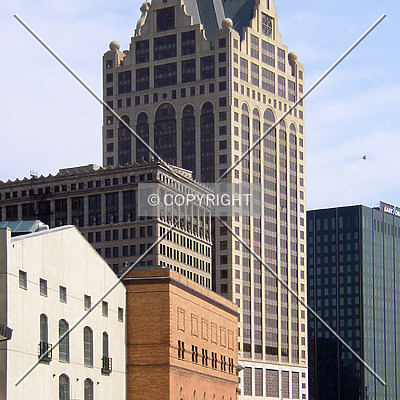 100 East Wisconsin by Chris Patriarca