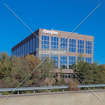 533 Maryville Centre by Ryan Hildebrand