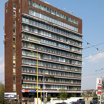 Alkotás utca 32 by Kjetil Balog