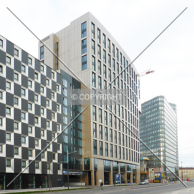 Motel One Hauptbahnhof by Nephilim