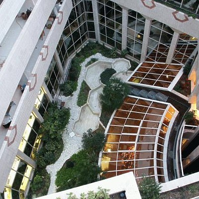 Patio Palace by Huopa