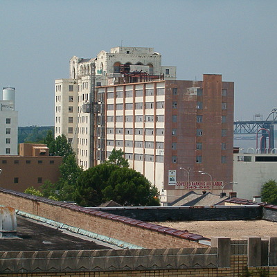 Hilton Capitol Center by Rodney Gunn