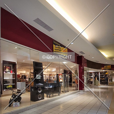 Chesterfield Mall by Ryan Hildebrand